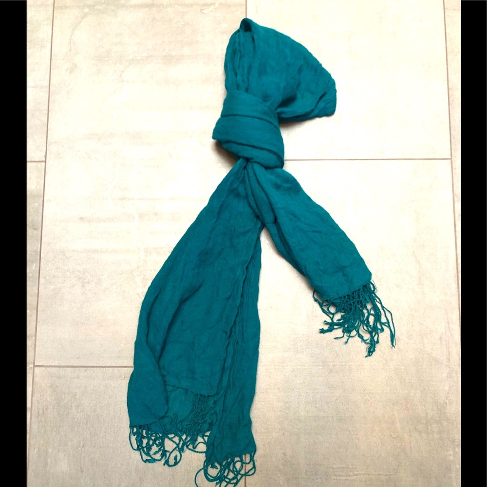 Teal scarf - lightweight rayon material 🌸